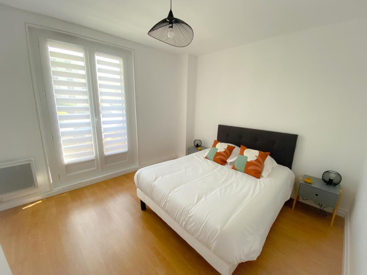 Le Familial Apartment Calais Exterior photo